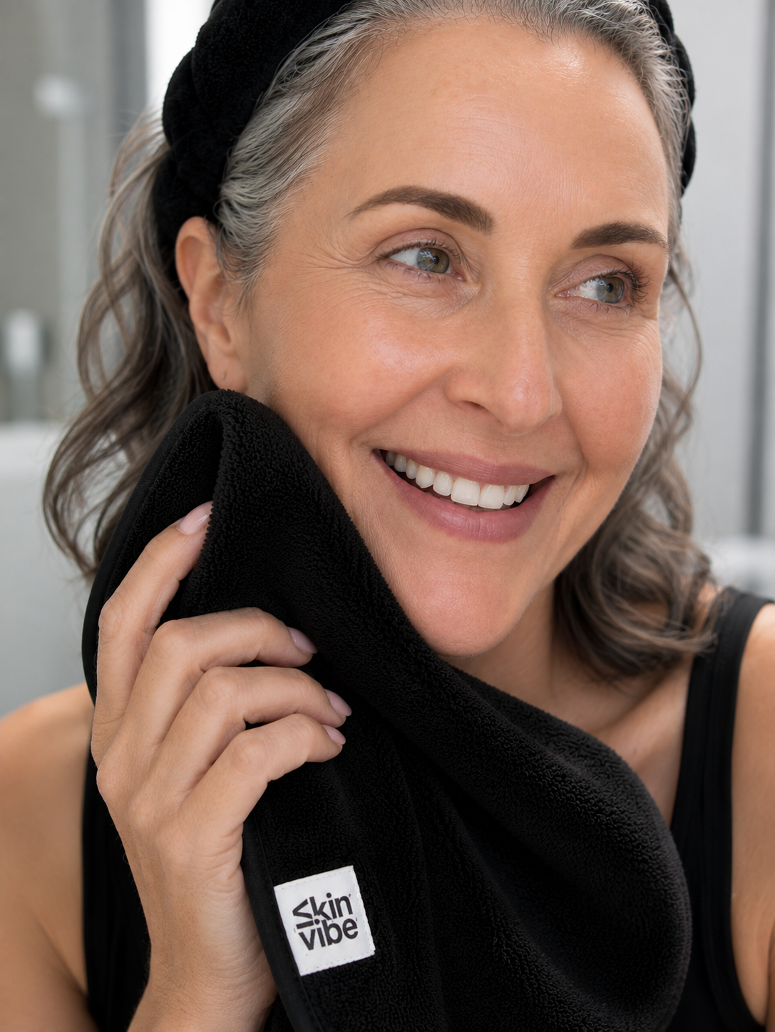 Skin Vibe - midnight black